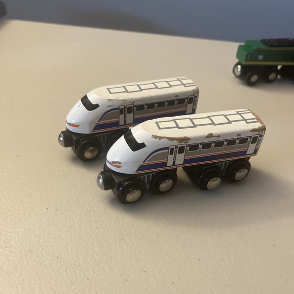 Wooden Magnetic Train Car Lot Of 5 Unbranded‎ See Pictures - Picture 4 of 9